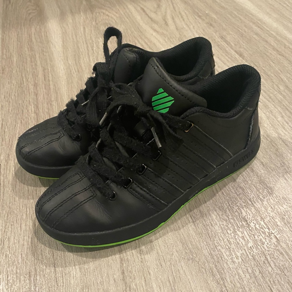 Boys KSwiss black sneakers